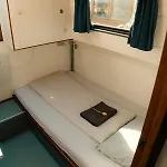 Orginal Dutch Houseboat Center 'zijp' Båthotell *