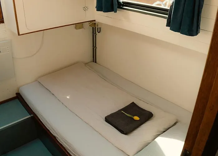 Orginal Dutch Houseboat Center 'zijp' Hotel en barco *