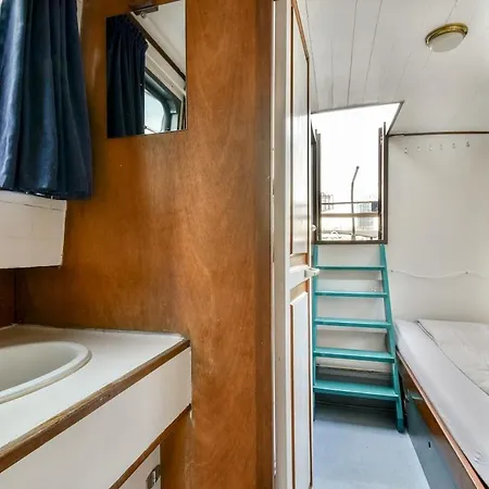 Orginal Dutch Houseboat Center 'zijp' * アムステルダム